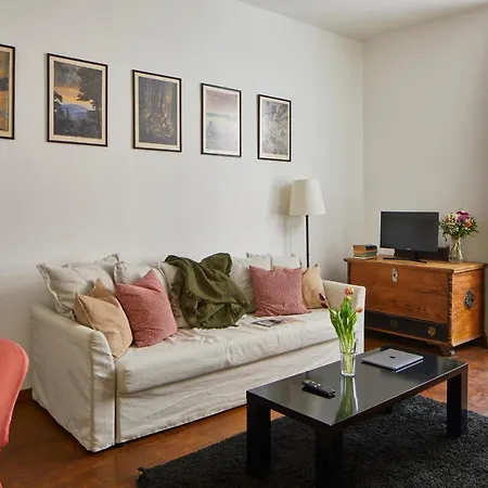 Days - One-bedroom With Netflix Right Next To Zizkov Tower Apartmán *