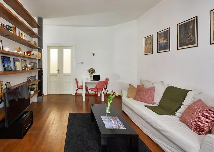 Days - One-bedroom With Netflix Right Next To Zizkov Tower شقة *