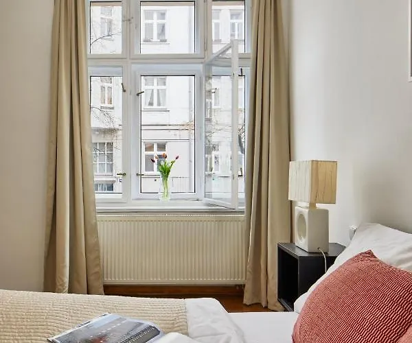 Days - One-bedroom With Netflix Right Next To Zizkov Tower براغ