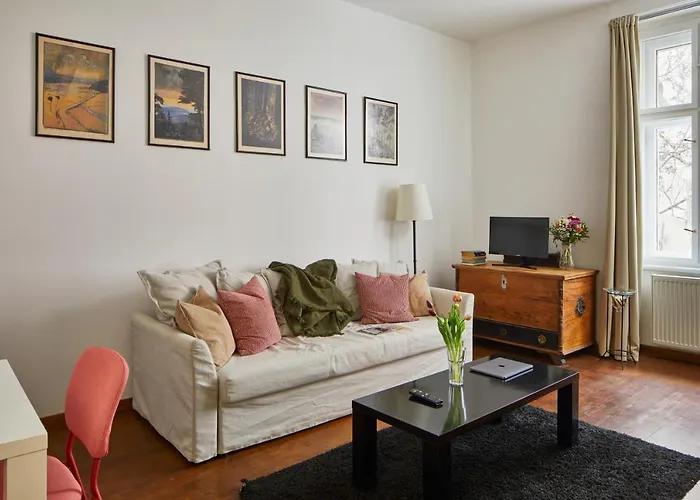 Days - One-bedroom With Netflix Right Next To Zizkov Tower شقة *