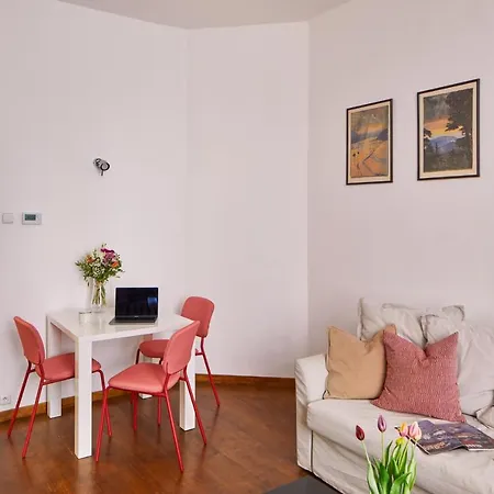 Days - 1bdr W Netflix - Zizkov Tower Appartamento *